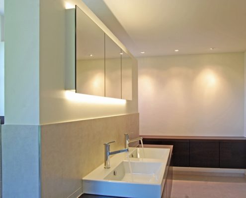 Badezimmer | Perfekte Ausleuchtung auf der Basis des Lichtkonzepts